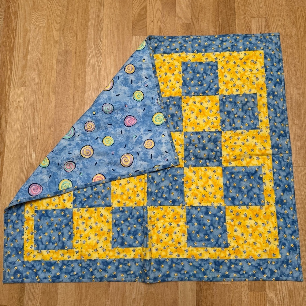 Handcrafted Patchwork Baby Quilt Star Pattern Two Sided Yellow & Blue Unisex - Picture 8 of 15